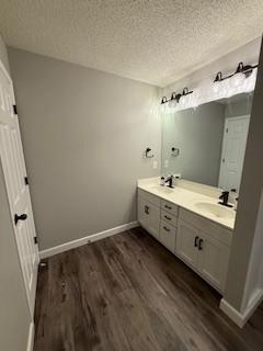 1240 County Road D E, 15, Maplewood, MN 55109