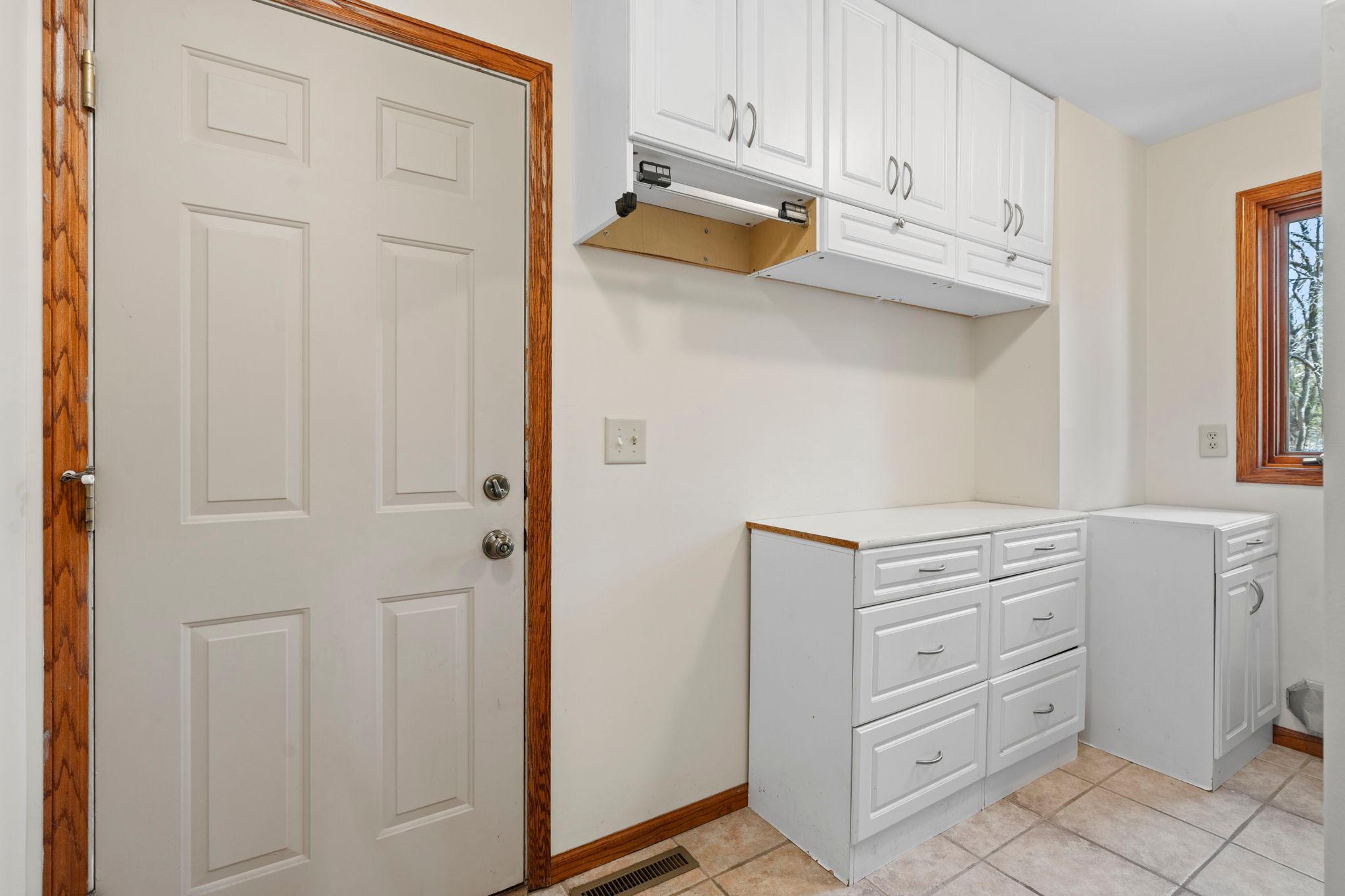 50-web-or-mls-2642 Northridge Ln N-409.jpg