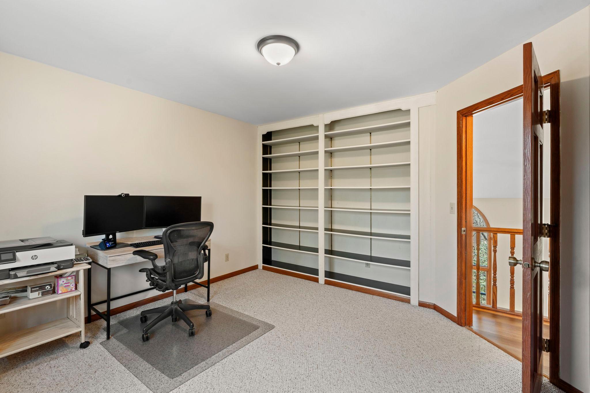 59-web-or-mls-2642 Northridge Ln N-449.jpg