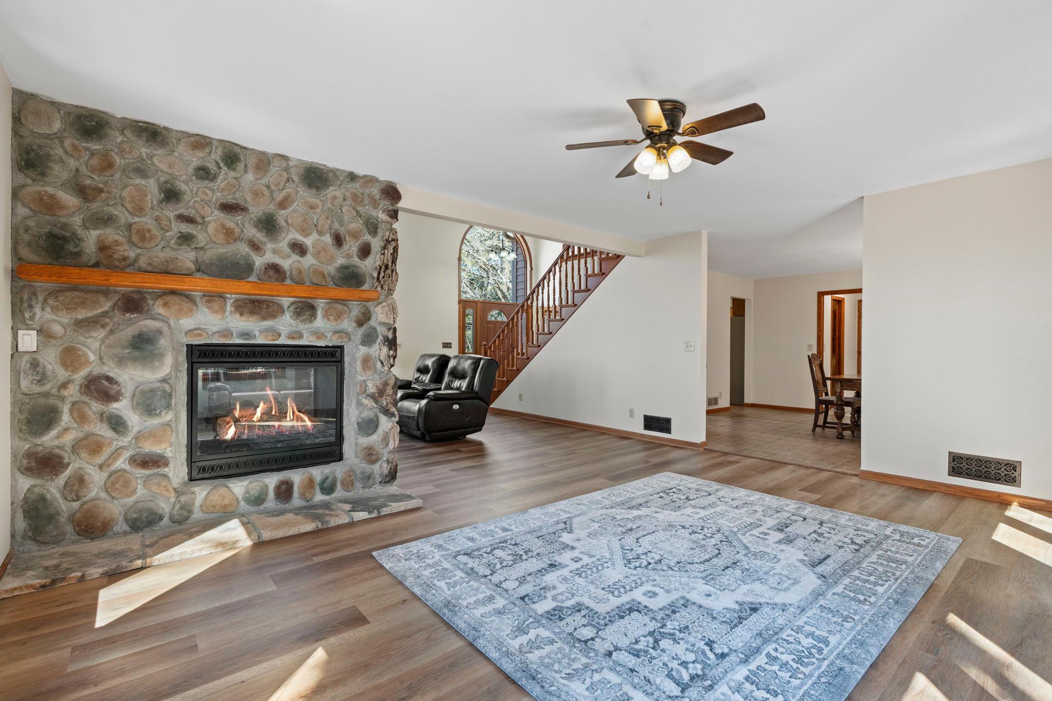 33-web-or-mls-2642 Northridge Ln N-329.jpg