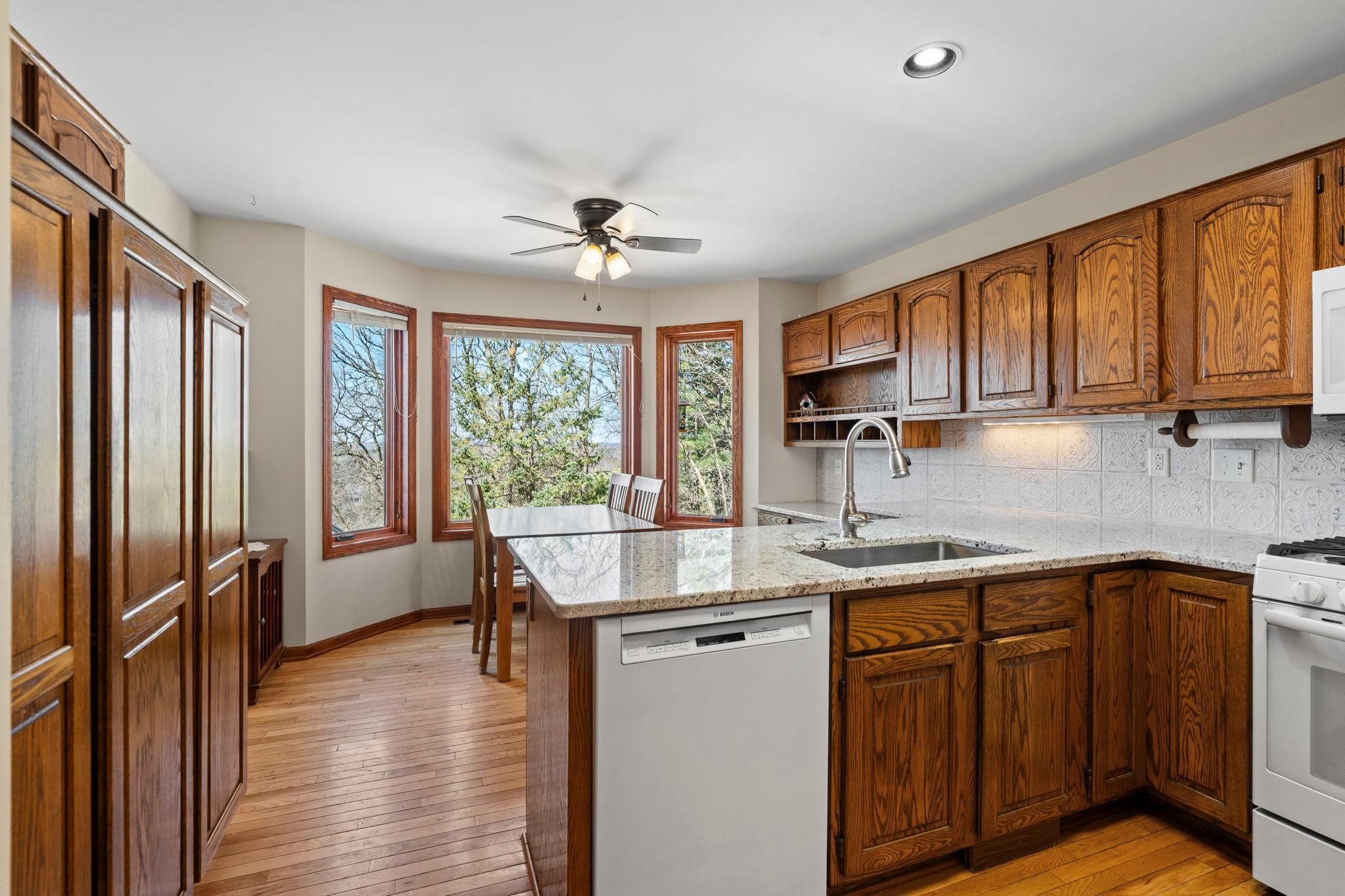 40-web-or-mls-2642 Northridge Ln N-364.jpg