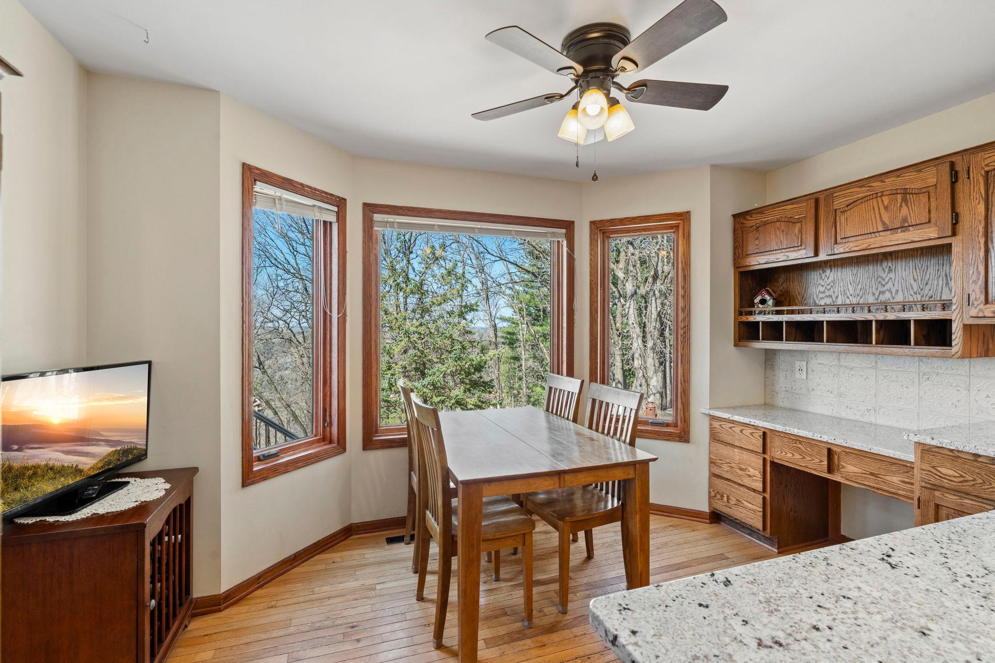 47-web-or-mls-2642 Northridge Ln N-394.jpg