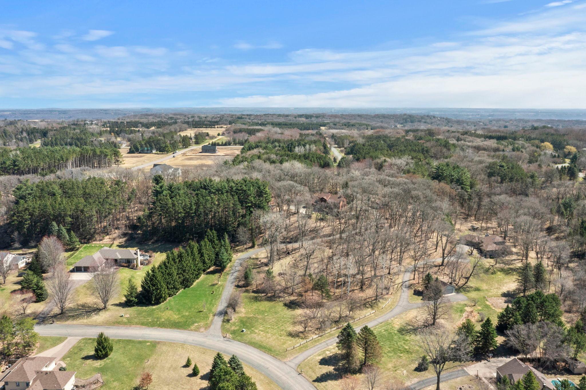 129-web-or-mls-2642 Northridge Ln N-54.jpg