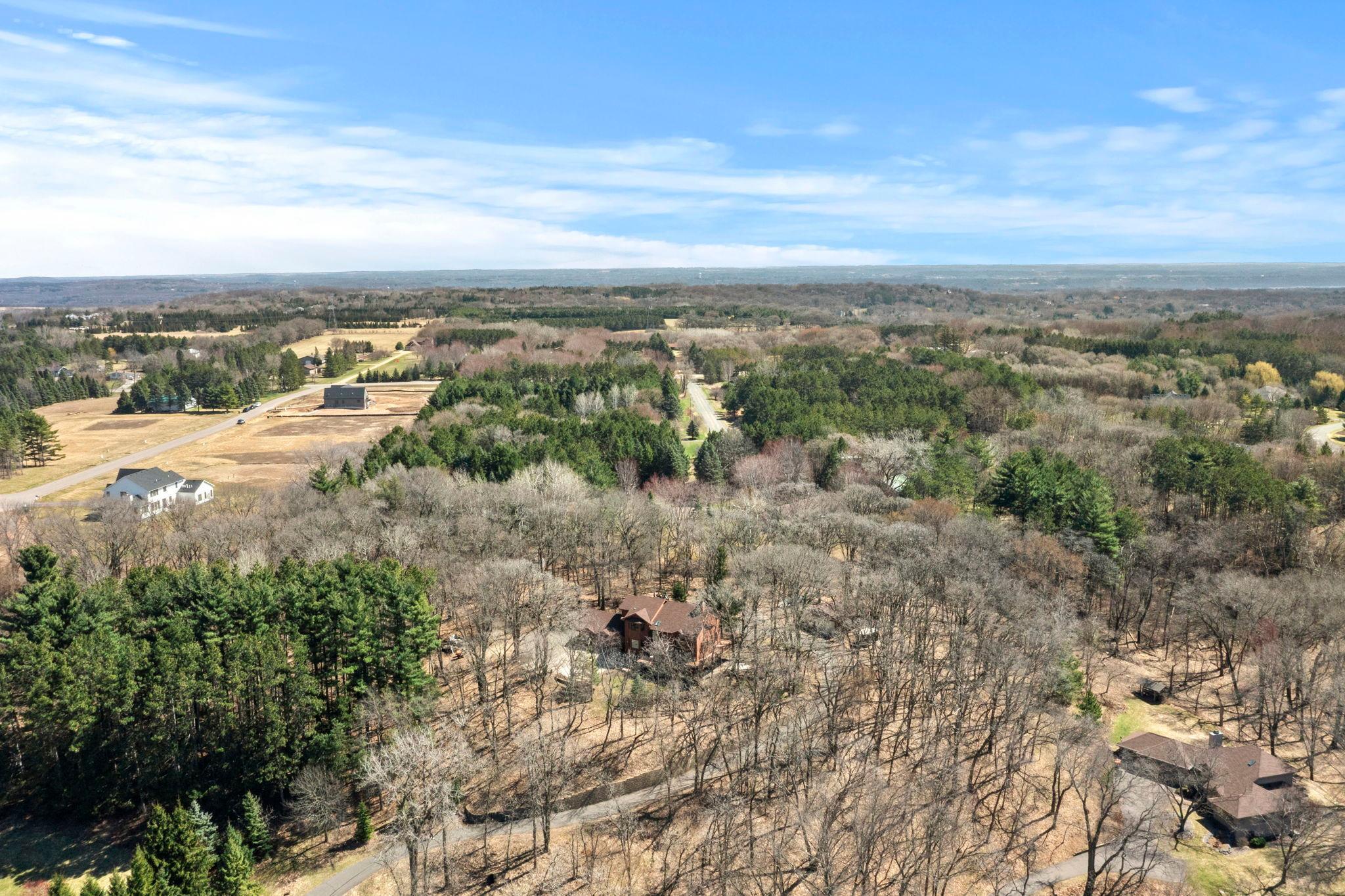 3-web-or-mls-2642 Northridge Ln N-36.jpg