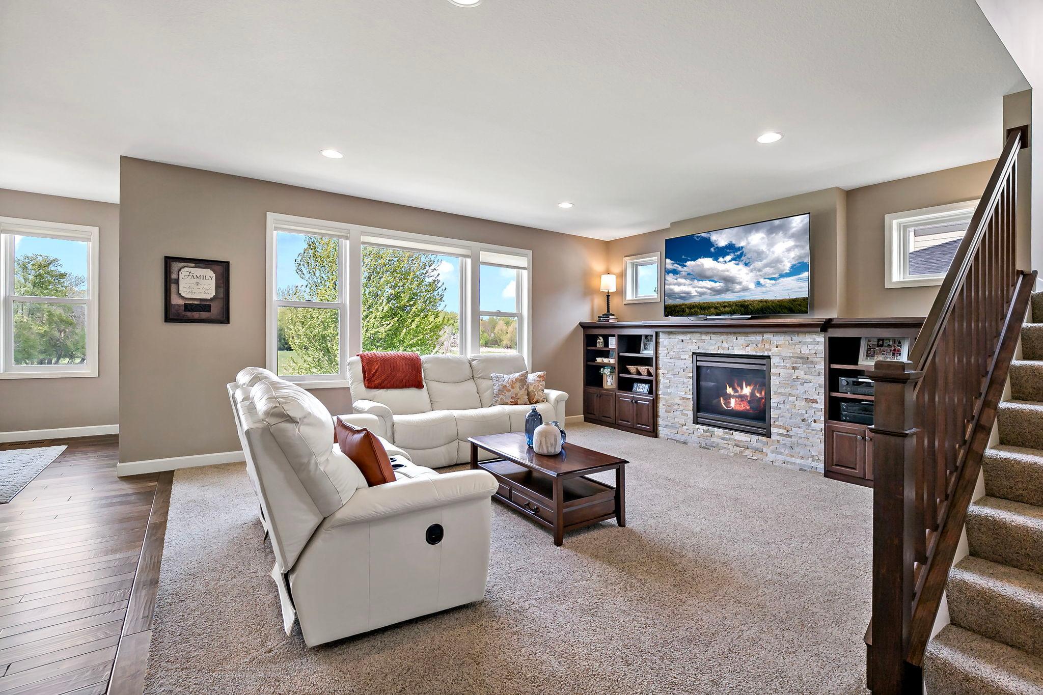 Great Room 1.jpg