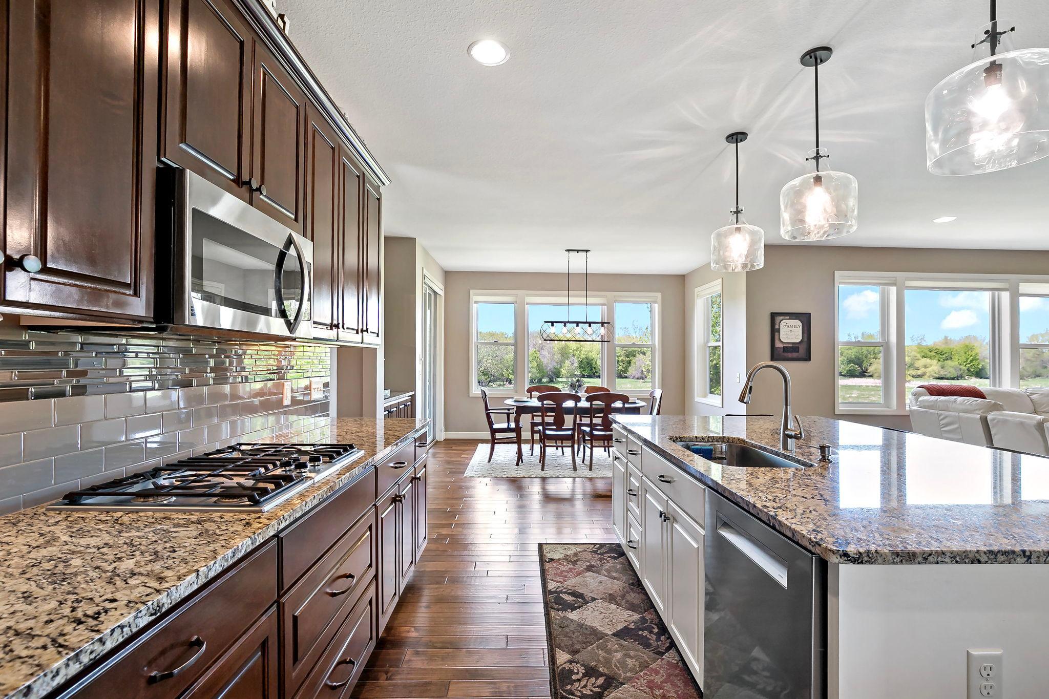 Kitchen 4.jpg
