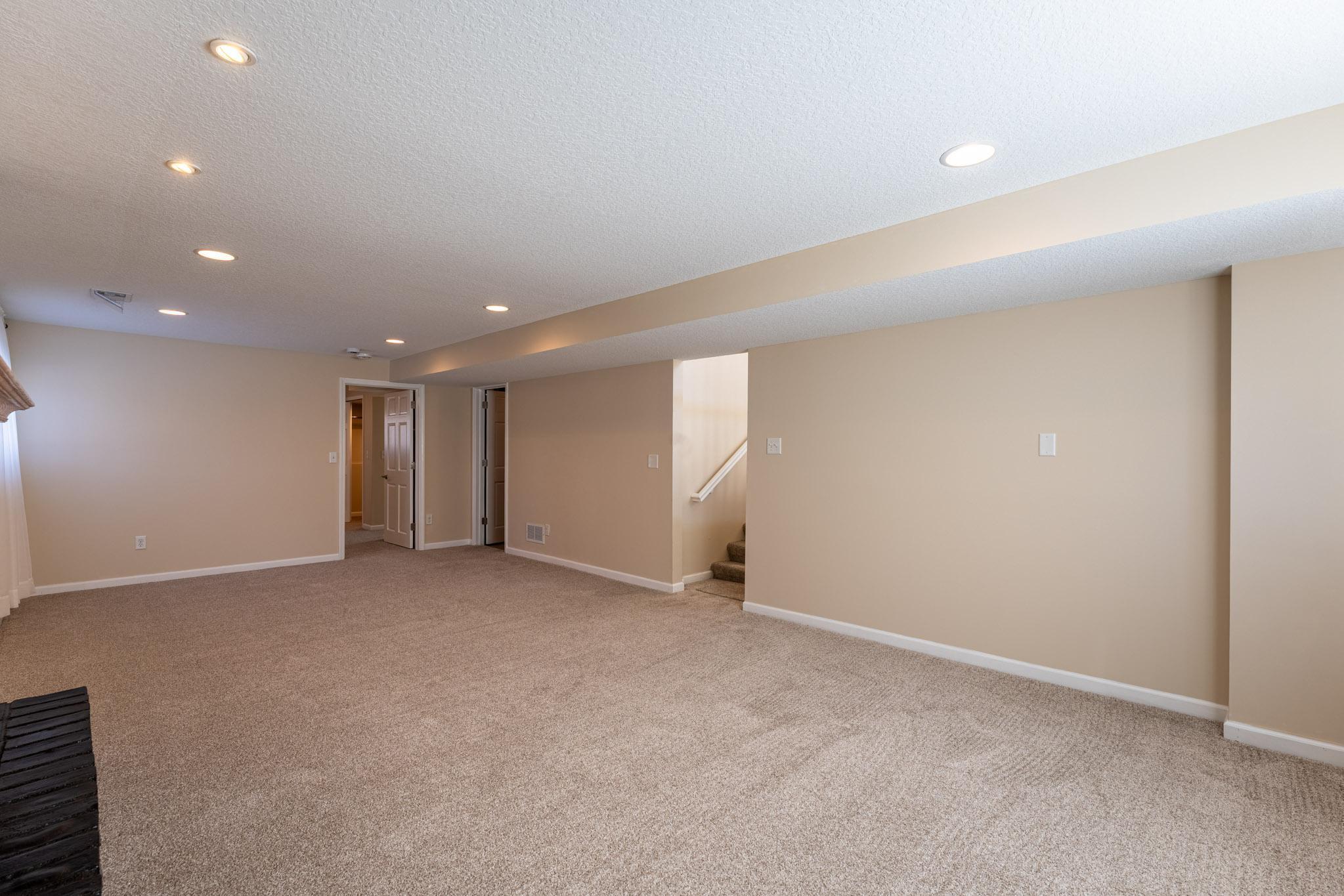 11660 Lehigh Ave Hastings-40.jpg