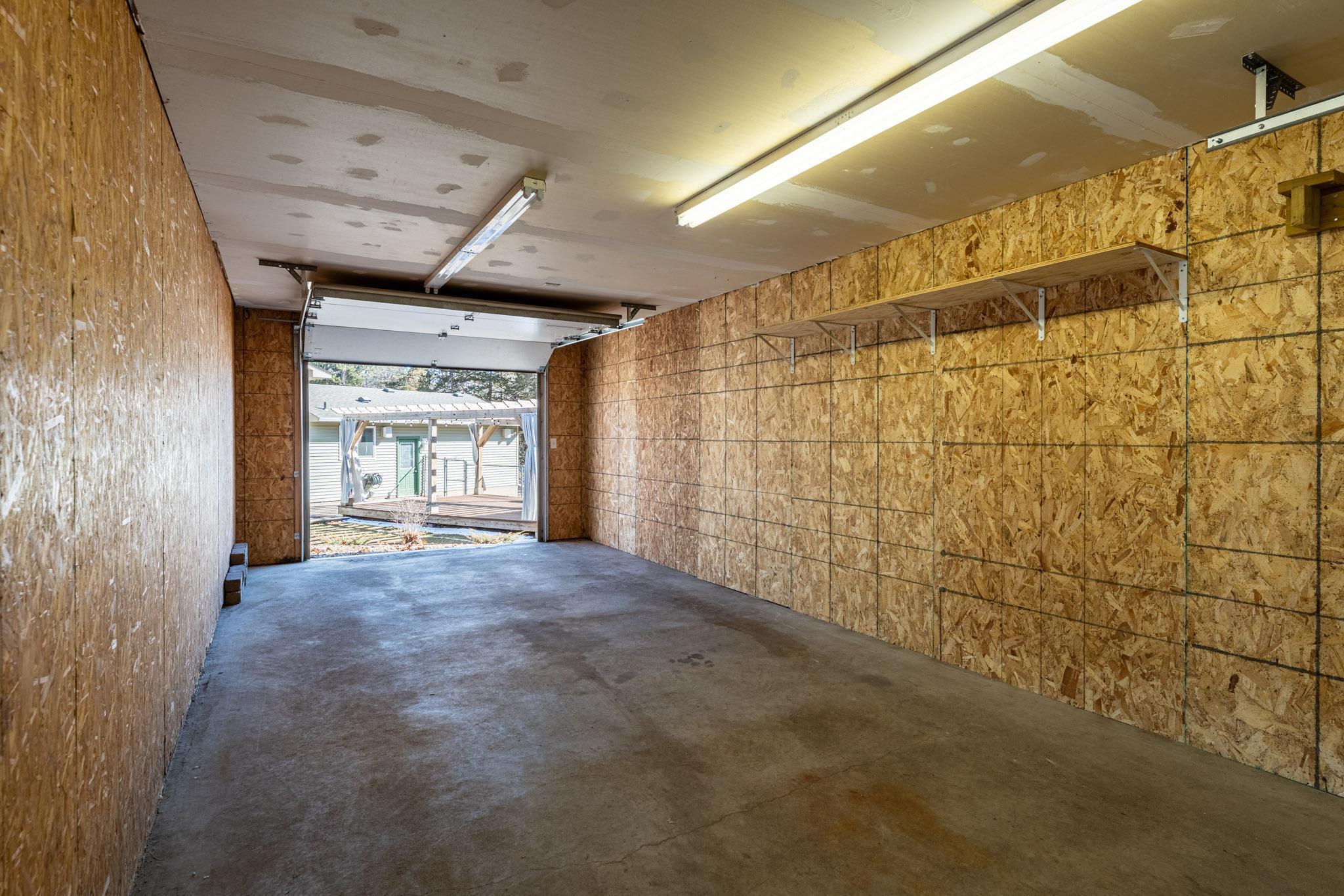 11660 Lehigh Ave Hastings-26.jpg