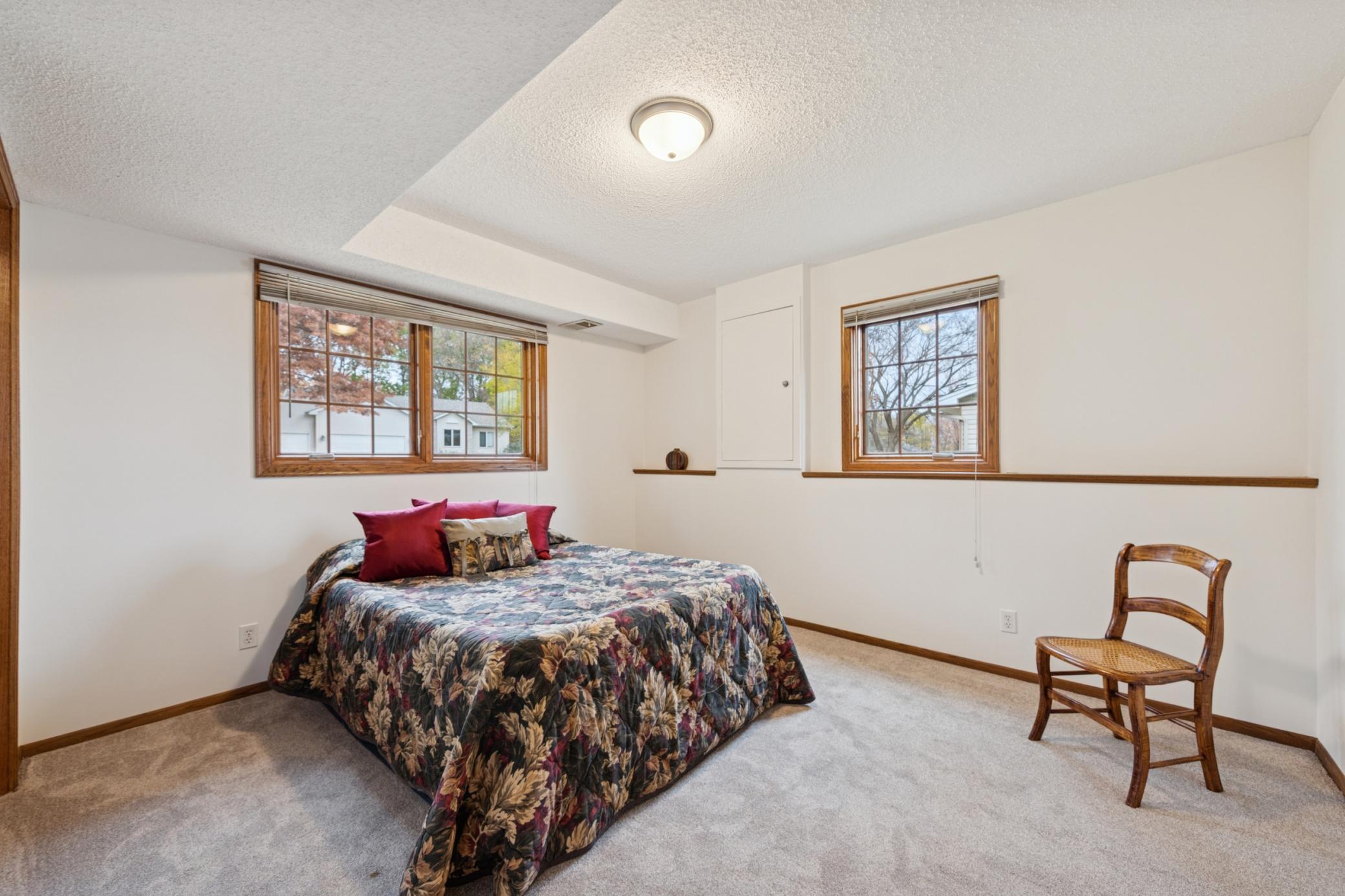 14. Nice 3rd Bedroom.jpg