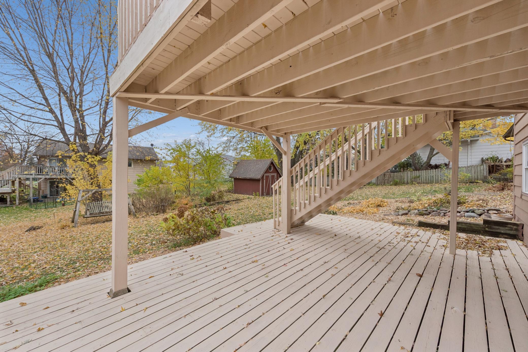 20 Nice lower deck.jpg