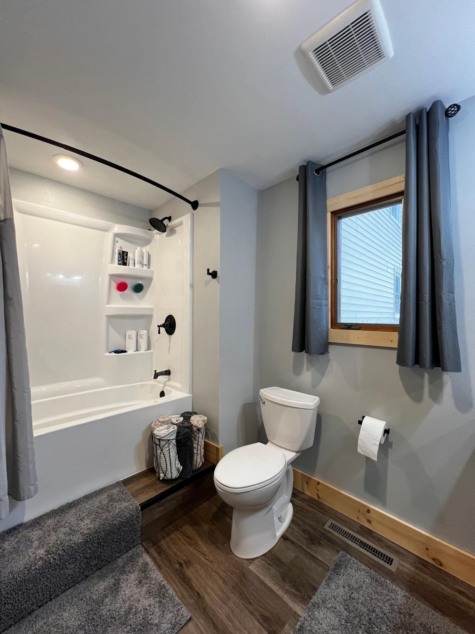 Main Floor Full Bath.