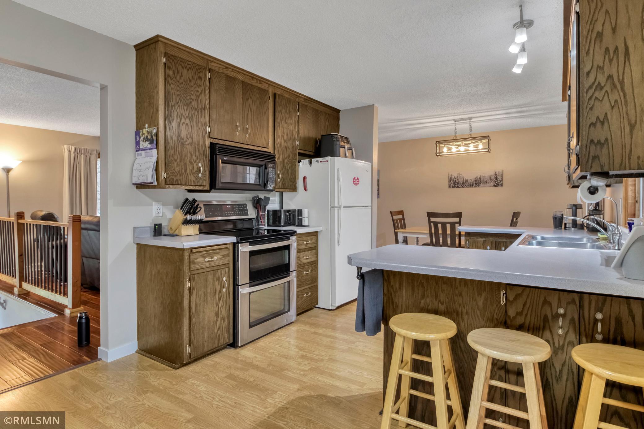 19525-Country-Cir-E-Corcoran-MN-55374 (20).jpg