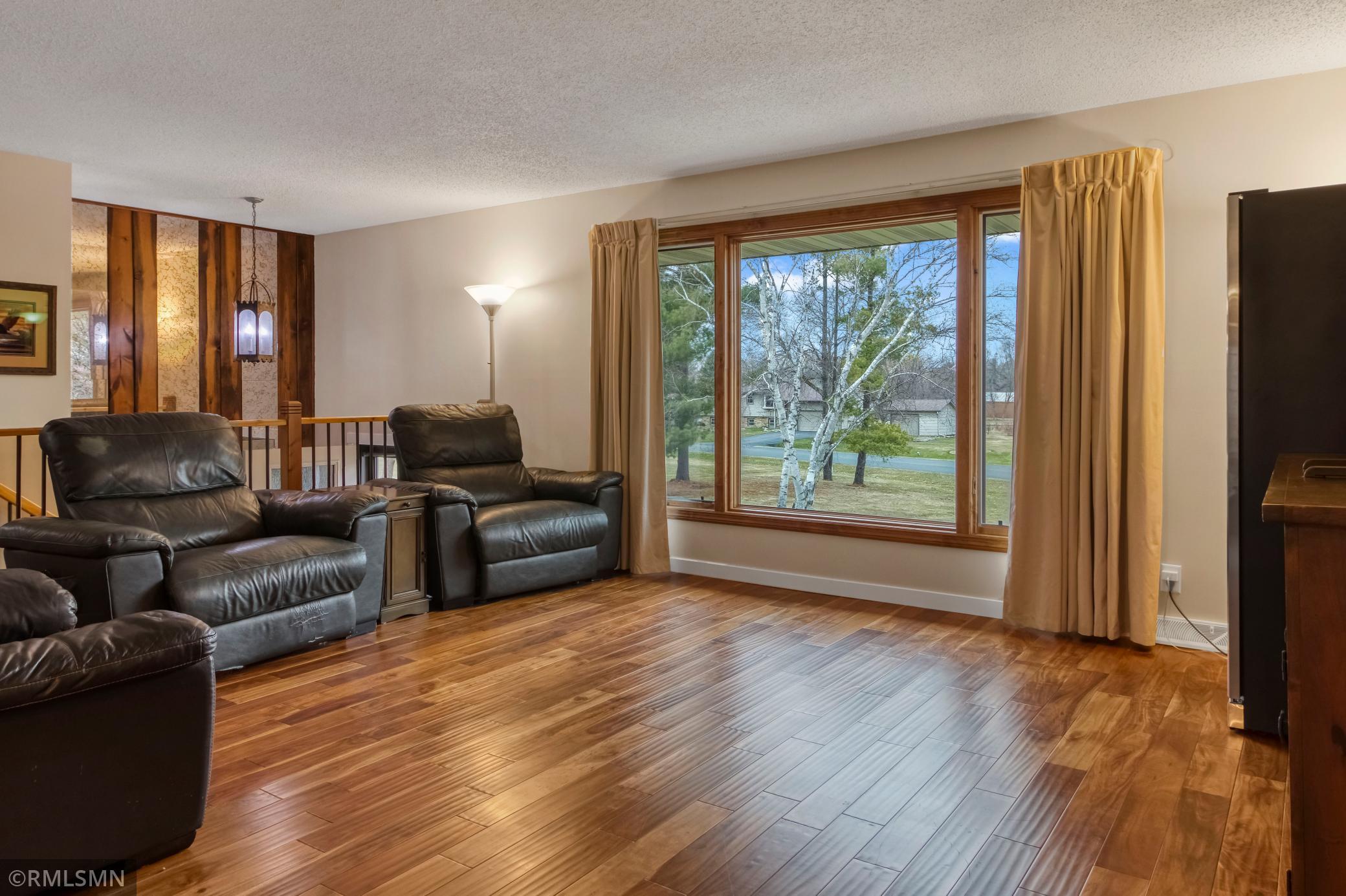 19525-Country-Cir-E-Corcoran-MN-55374 (13).jpg