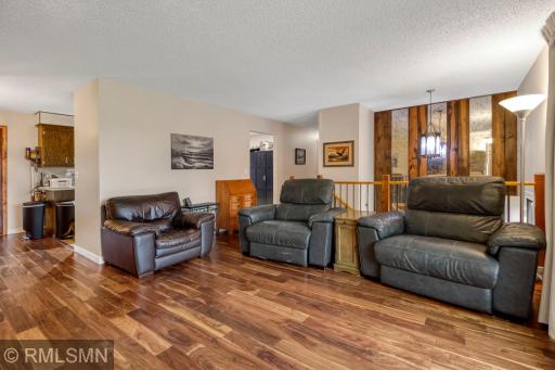 19525-Country-Cir-E-Corcoran-MN-55374 (15).jpg