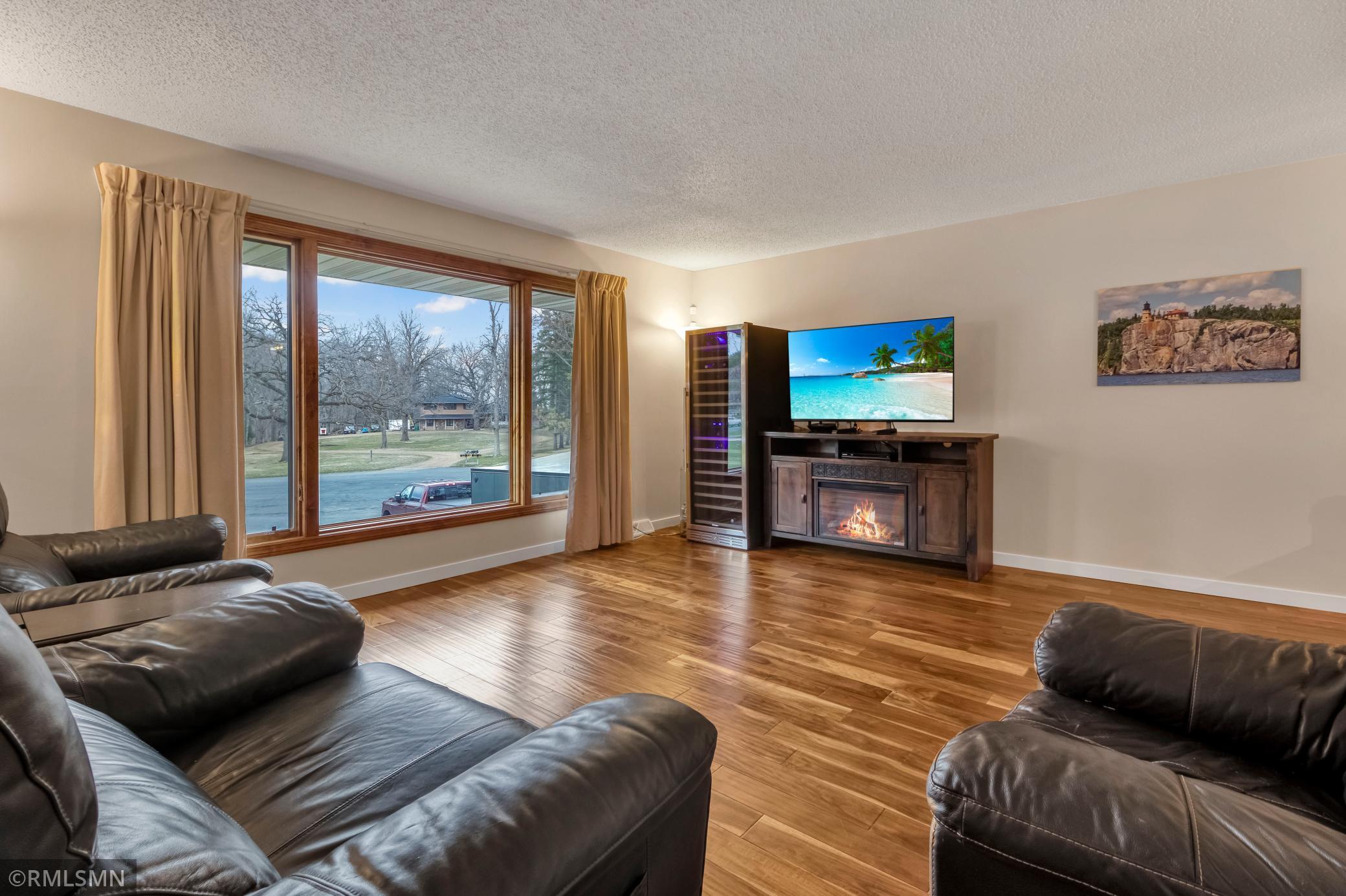 19525-Country-Cir-E-Corcoran-MN-55374 (11).jpg