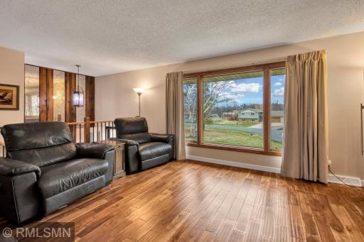 19525-Country-Cir-E-Corcoran-MN-55374 (17).jpg