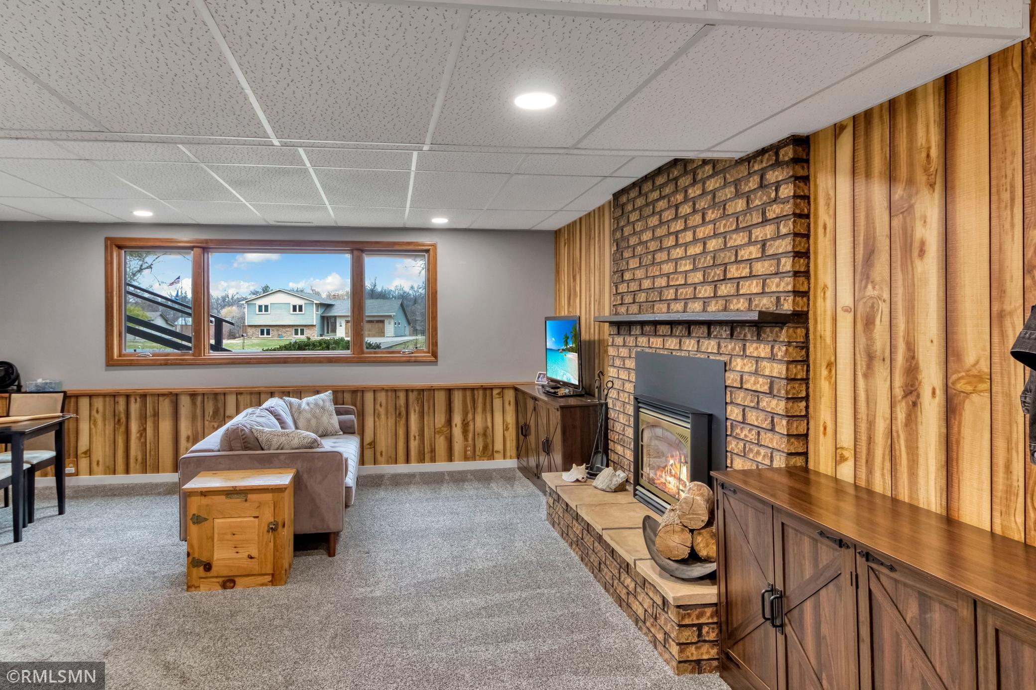 19525-Country-Cir-E-Corcoran-MN-55374 (28).jpg