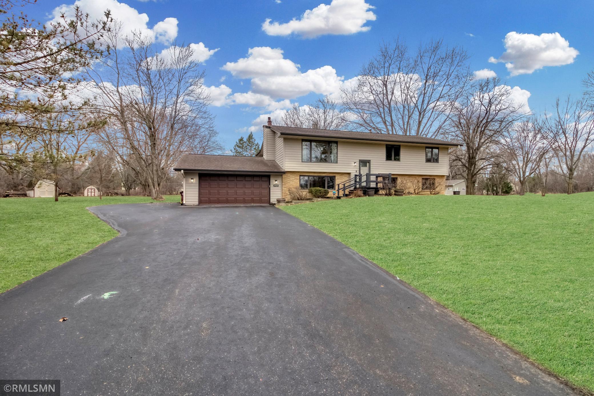 19525-Country-Cir-E-Corcoran-MN-55374 (38).jpg