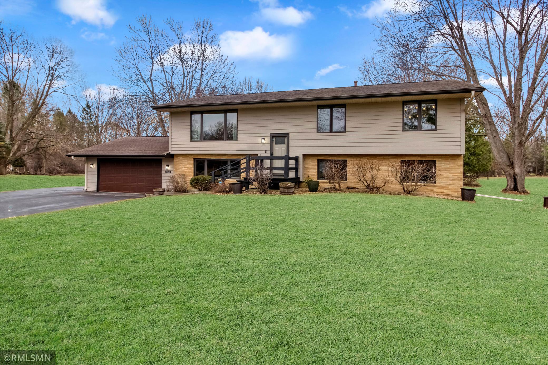 19525-Country-Cir-E-Corcoran-MN-55374 (42).jpg