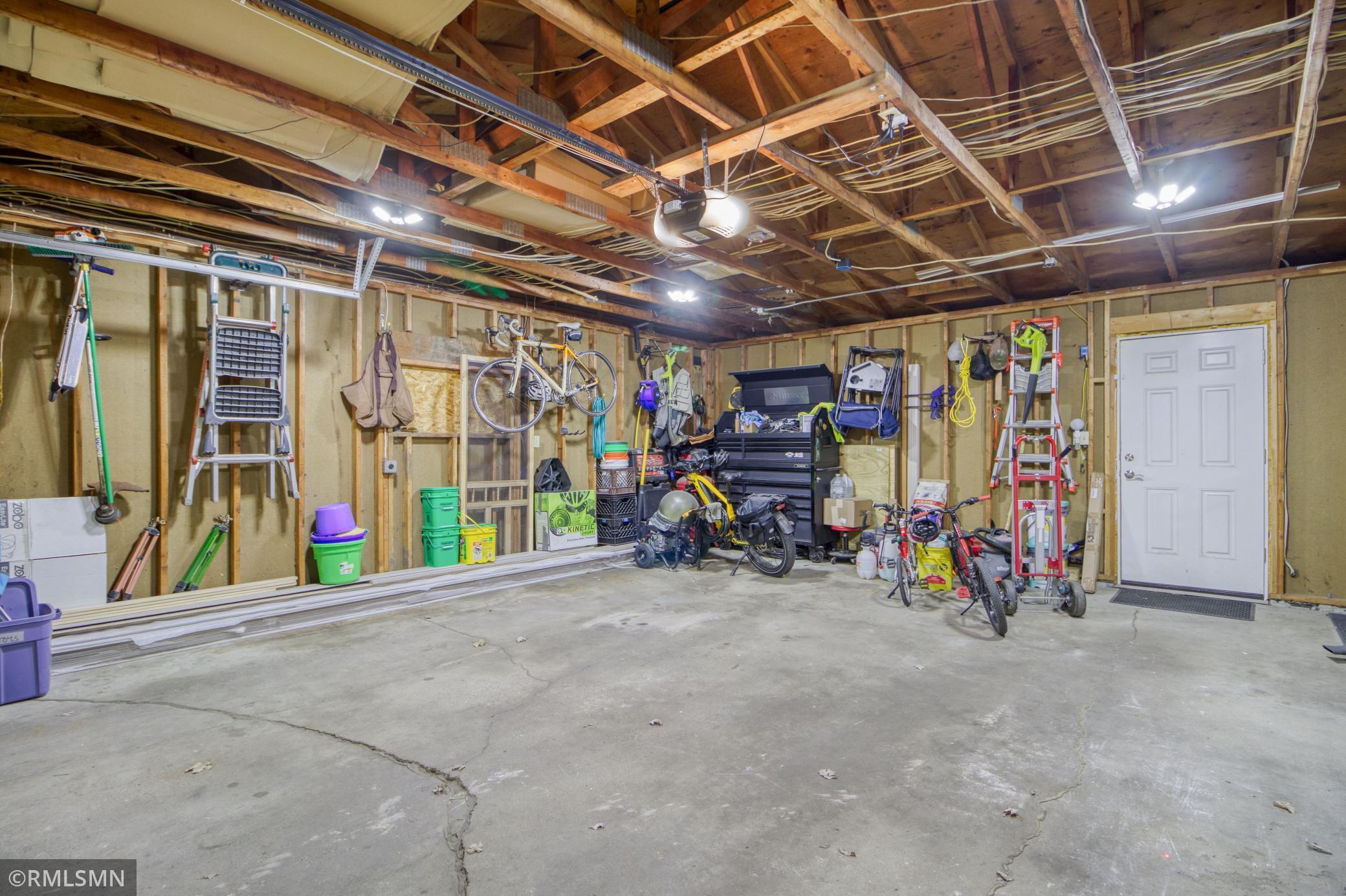 19525-Country-Cir-E-Corcoran-MN-55374 (8).jpg