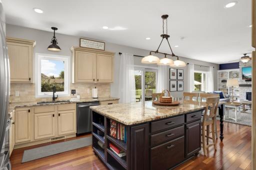 Custom center island with a stunning granite countertop.