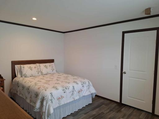215 N McKay Avenue, 43, Alexandria, MN 56308