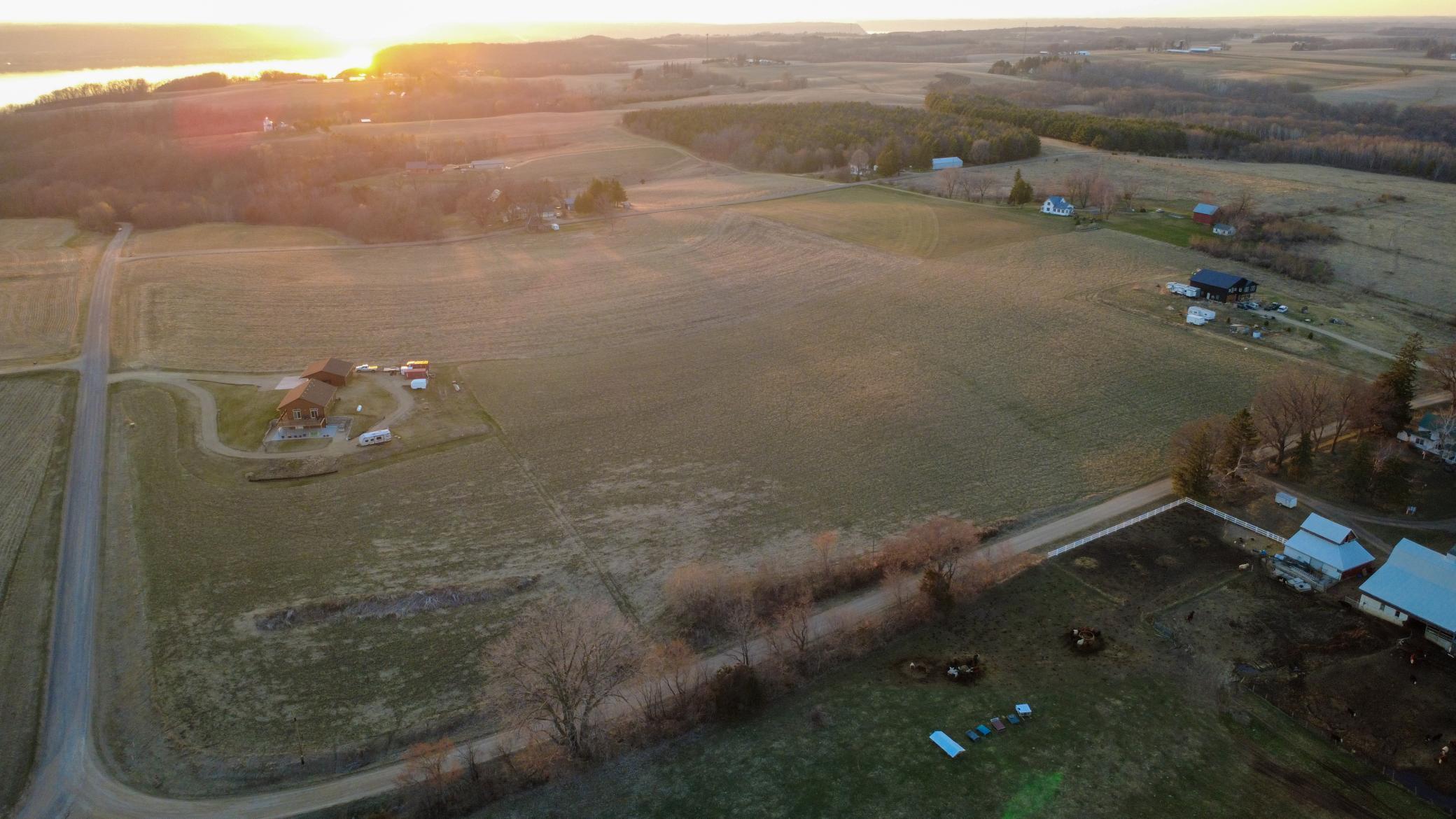 Pepin Bluff 3-01.jpg