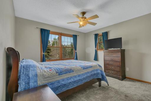 Upstairs bedroom (2).jpg