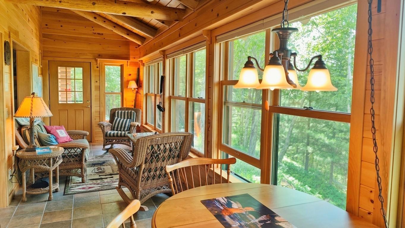 porch1.jpg