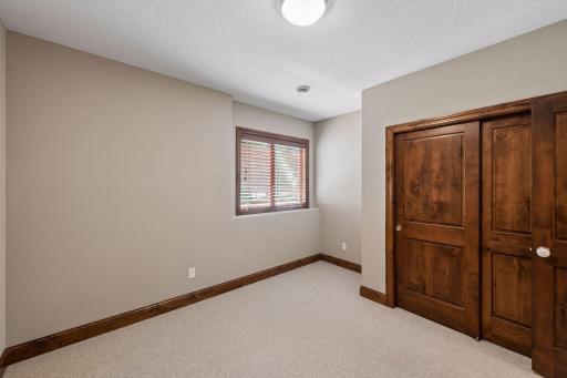 4802 Timber Ridge Circle, Minnetonka, MN 55345
