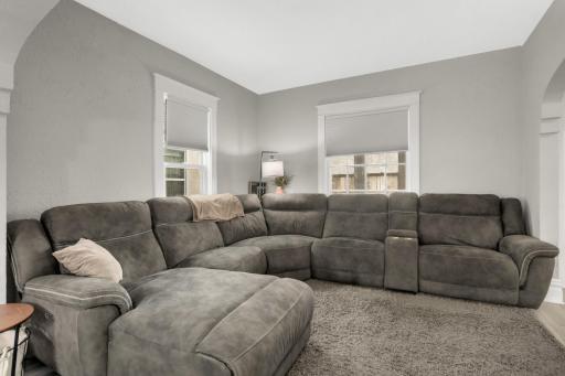 1329 Newton Avenue N, Minneapolis, MN 55411