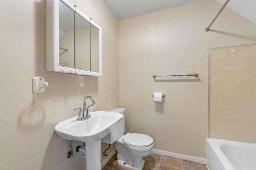 2048 Carroll Avenue, Saint Paul, MN 55104