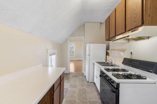 2048 Carroll Avenue, Saint Paul, MN 55104