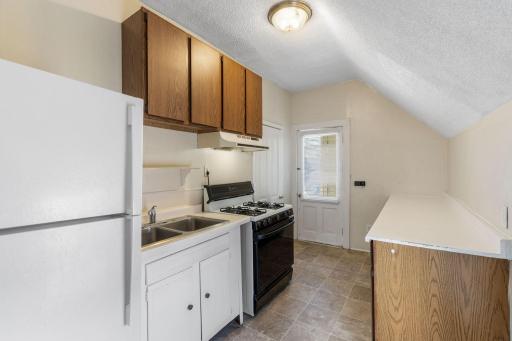 EACH of the 4 units has its own separate private entry.