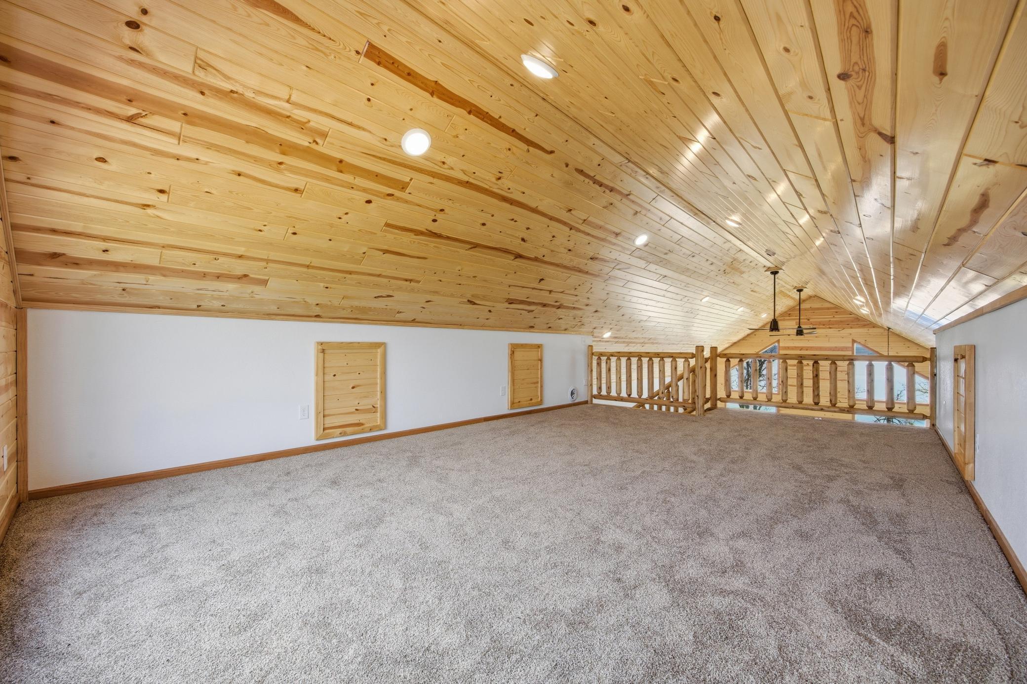 Third Bedroom / Loft