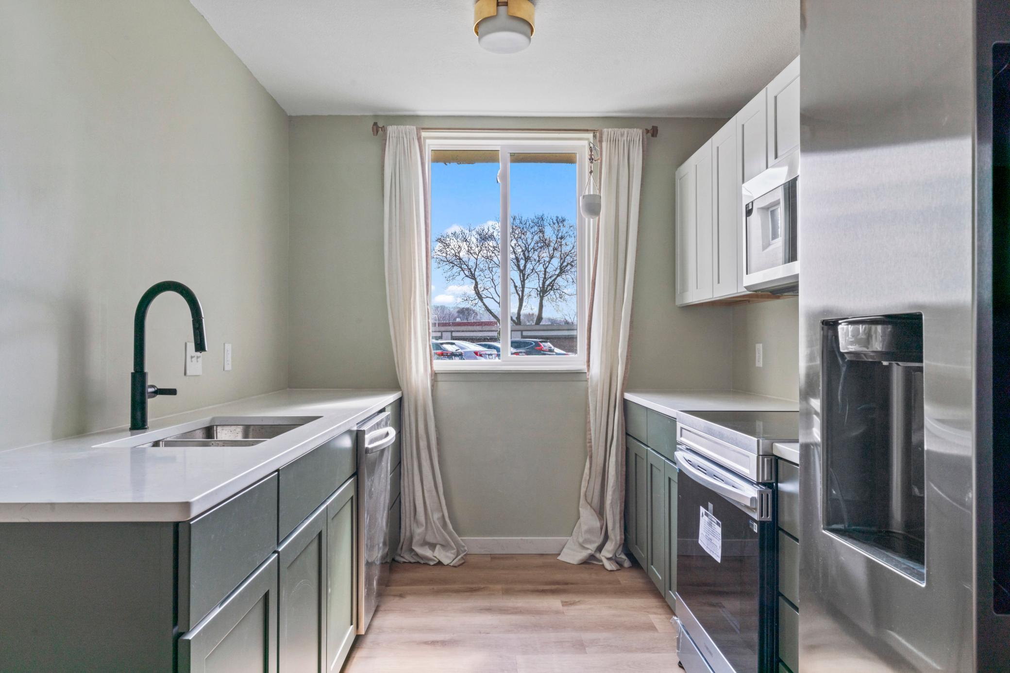 Wonderful, Fresh New Kitchen