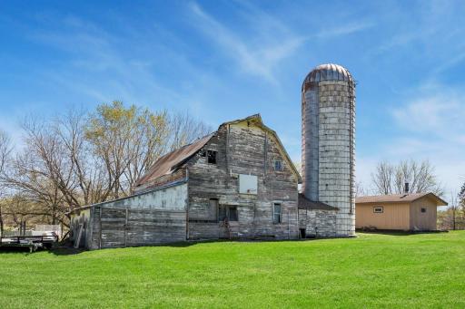 4250 35th Street SW, Waverly, MN 55390