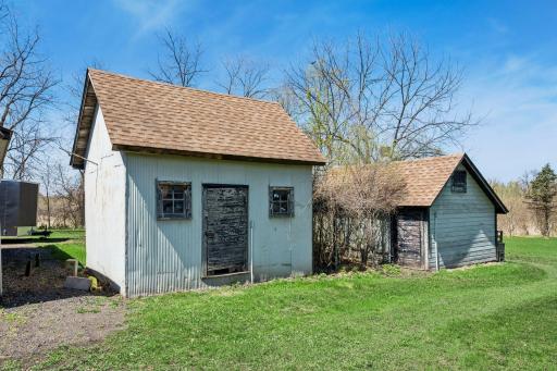 4250 35th Street SW, Waverly, MN 55390