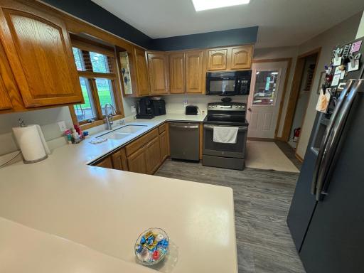 209 Burr Oak Drive, Albert Lea, MN 56007
