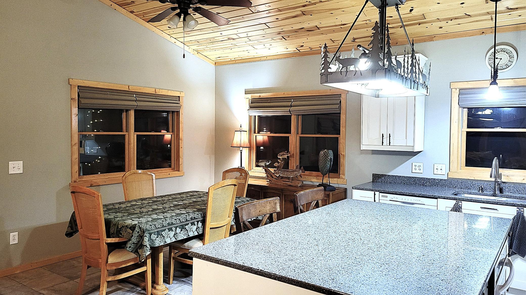 Center island and stainless appliances