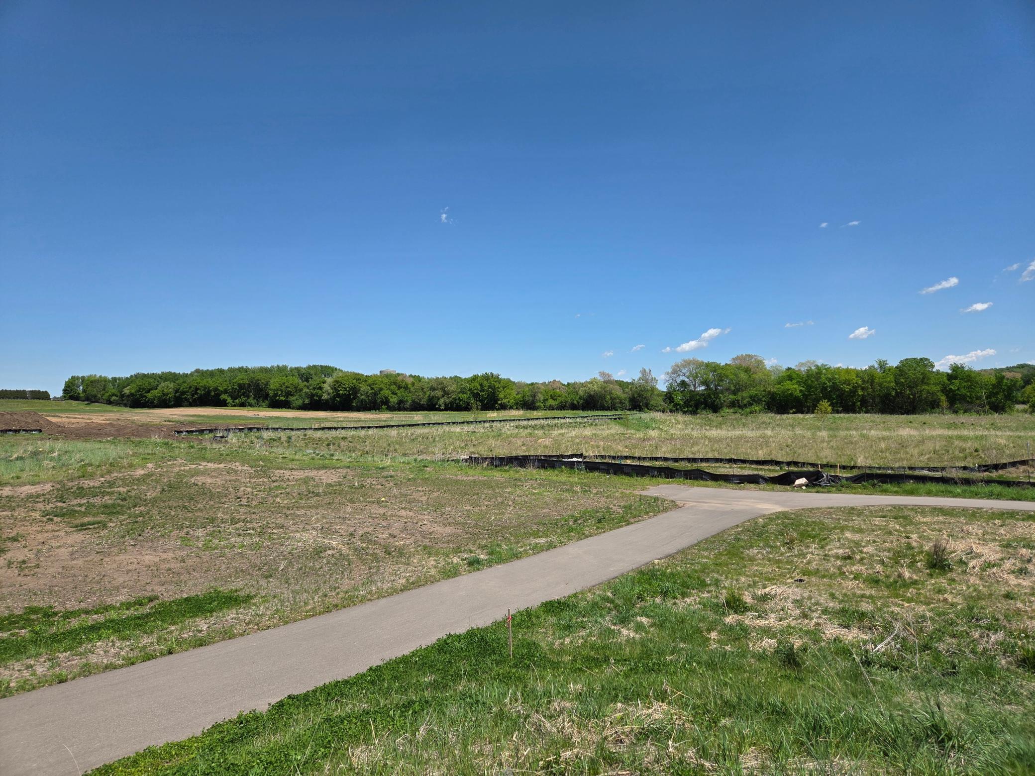 150 miles of trails in Woodbury.jpg