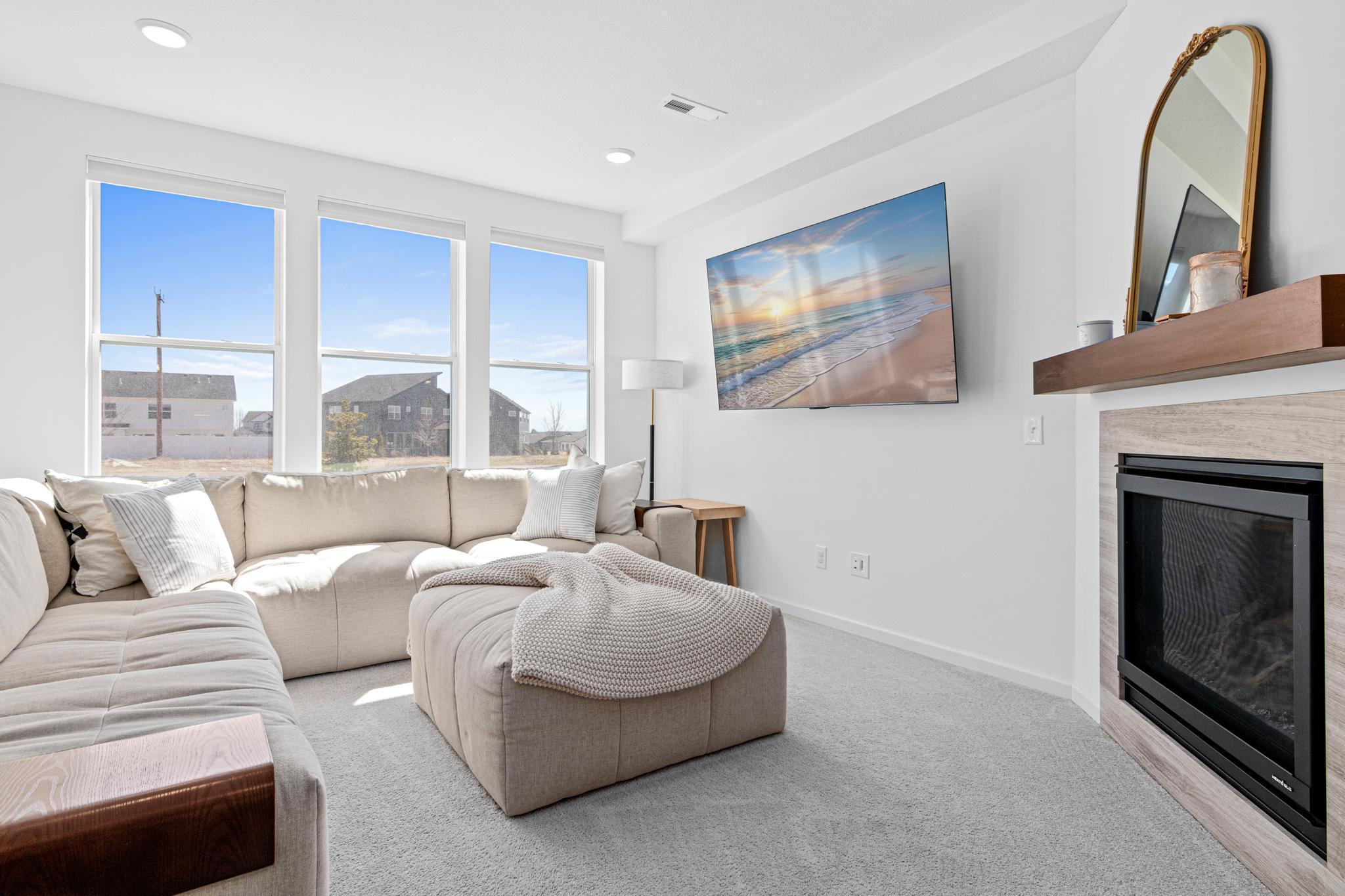 4807 Airlake Dr, Woodbury, MN-9.jpg