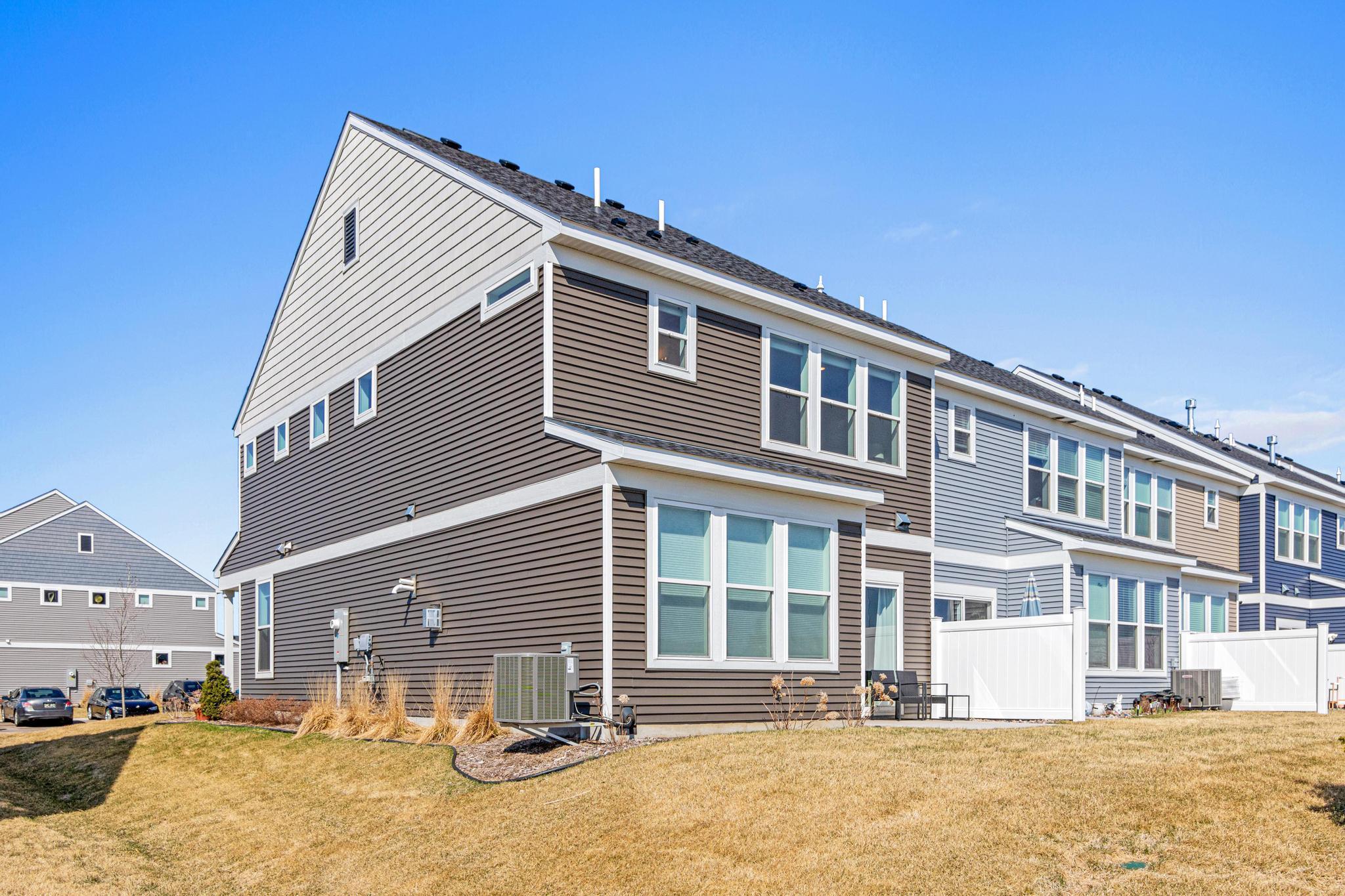 4807 Airlake Dr, Woodbury, MN-29.jpg