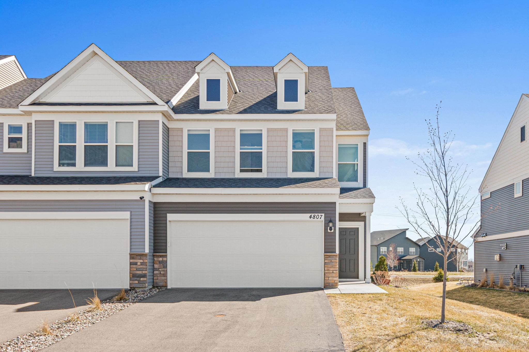 4807 Airlake Dr, Woodbury, MN-1.jpg