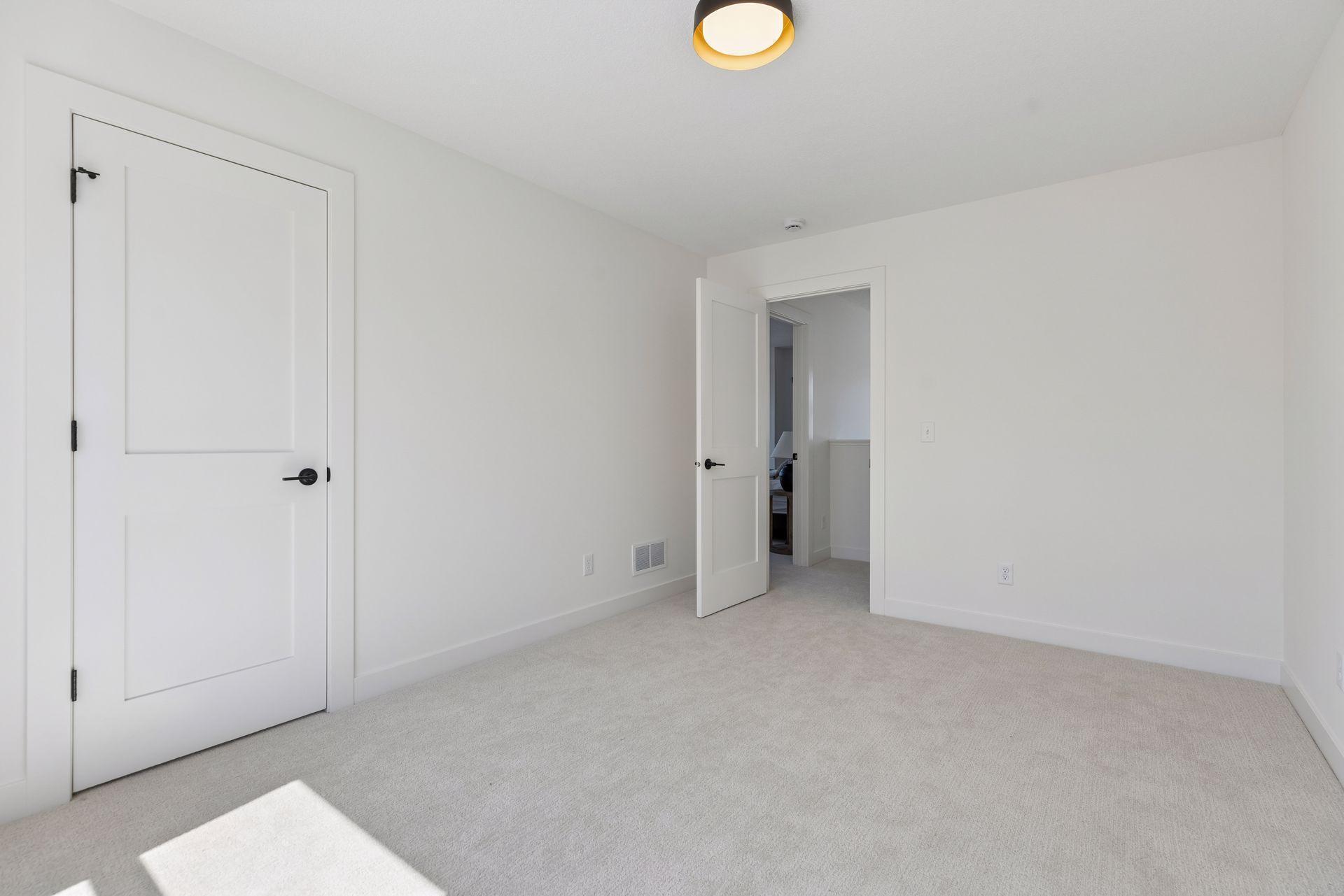 4809 Zenith Avenue South - Spacecrafting - 0034.jpg