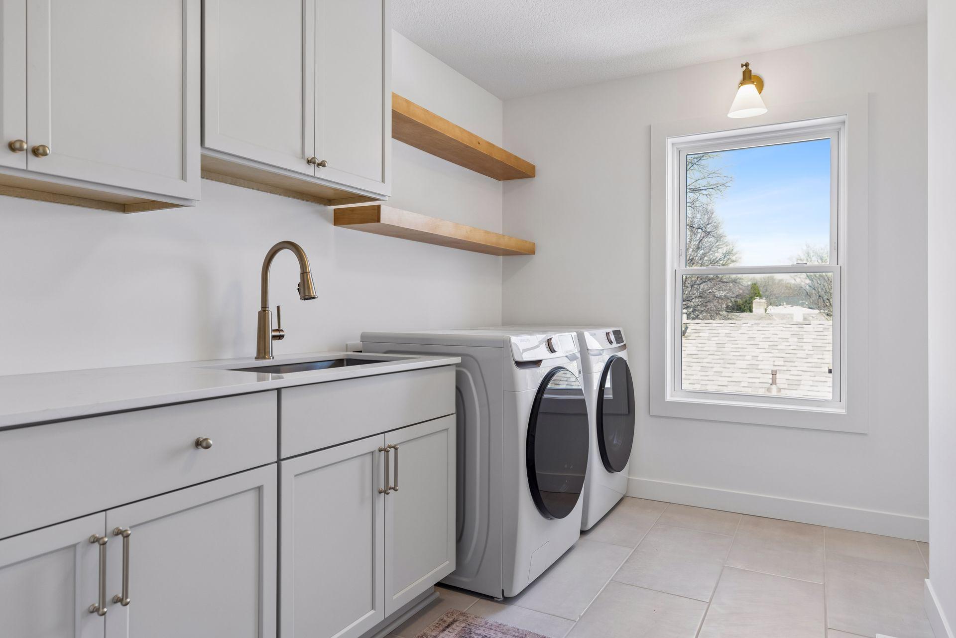 4809 Zenith Avenue South - Spacecrafting - 0037.jpg