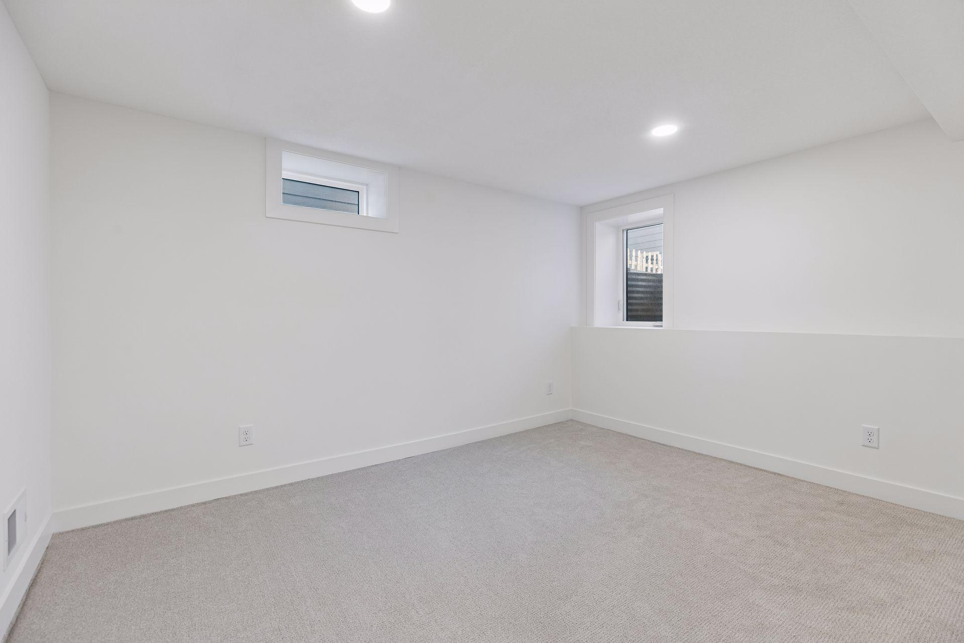 4809 Zenith Avenue South - Spacecrafting - 0042.jpg