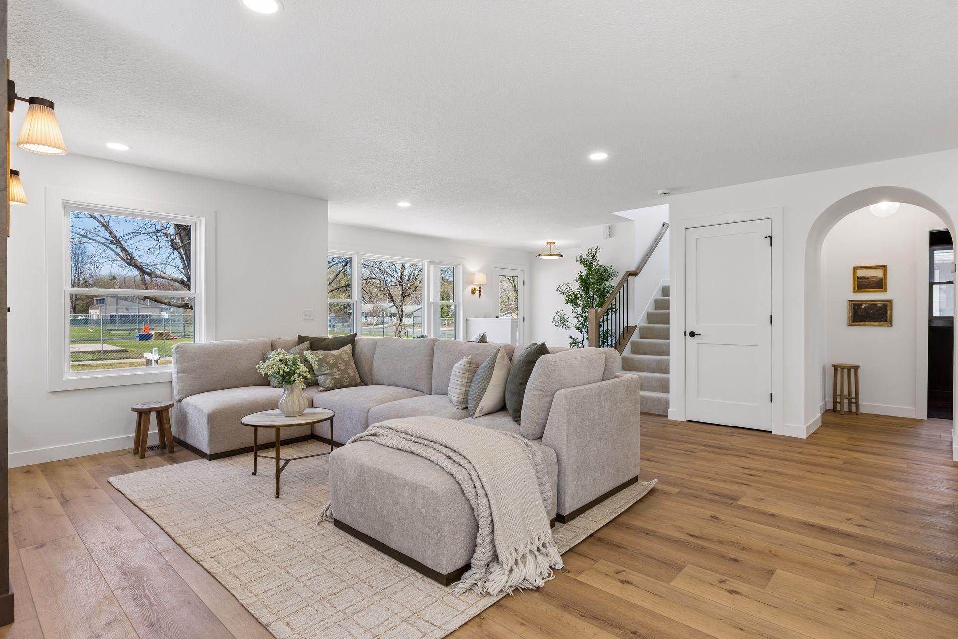 4809 Zenith Avenue South - Spacecrafting - 0001.jpg