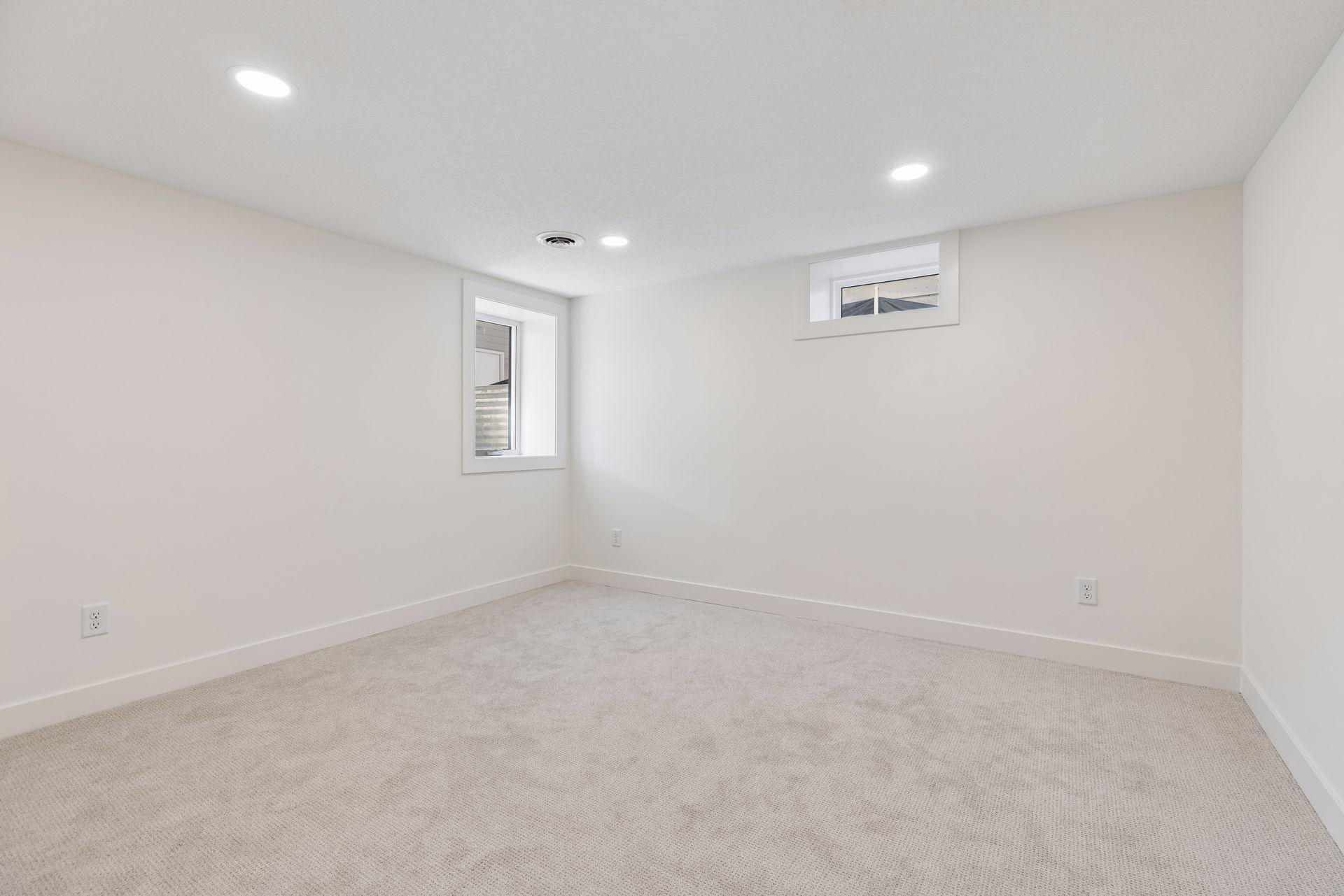 4809 Zenith Avenue South - Spacecrafting - 0046.jpg