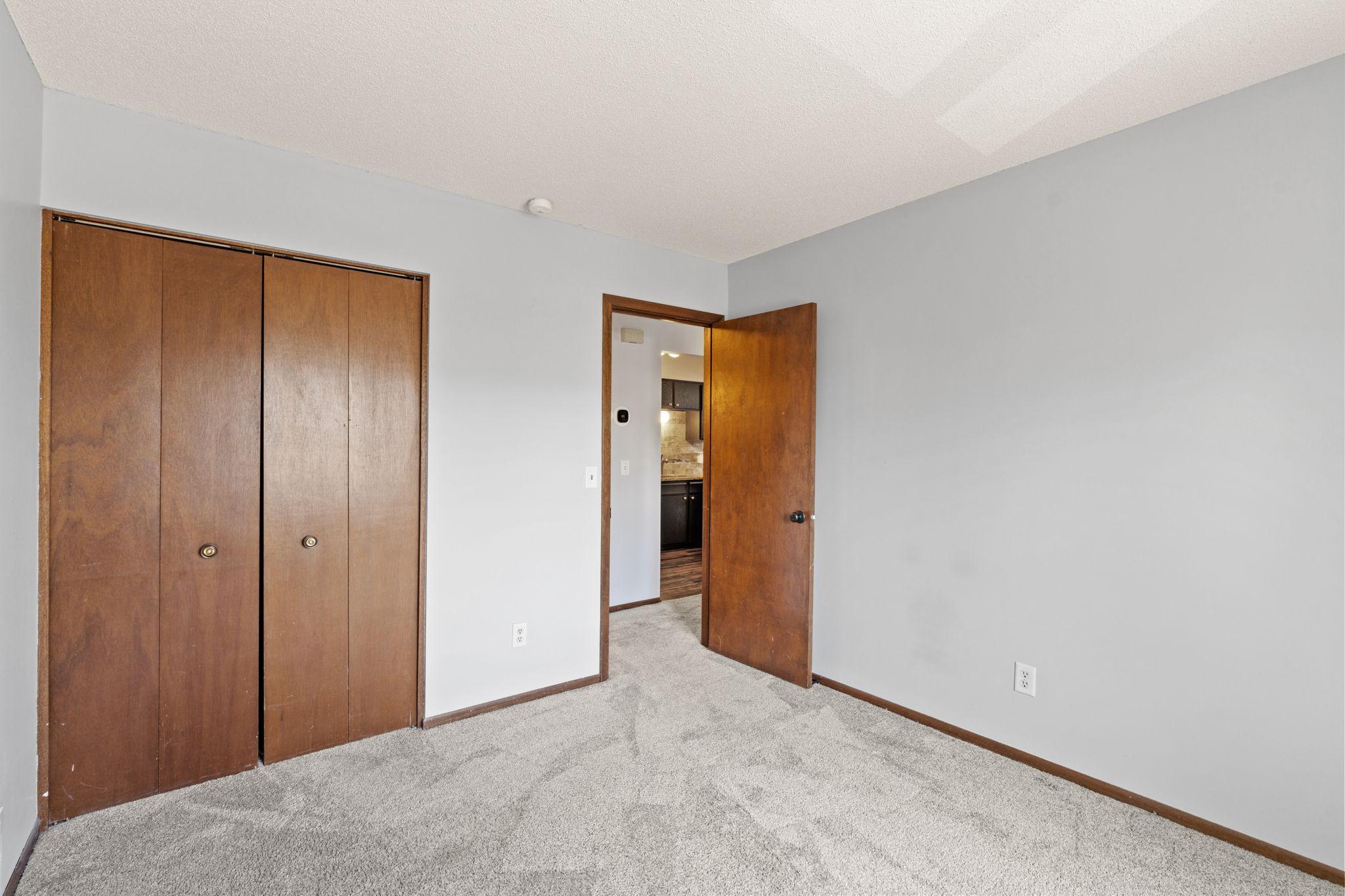 31-web-or-mls-14661 94th Pl N-31.jpg